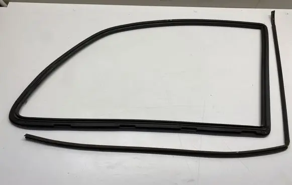 Volkswagen Sharan Rubber seal rear door window/glass 
