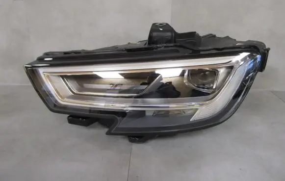 Audi A3 S3 8V Headlight/headlamp 8V0941033C