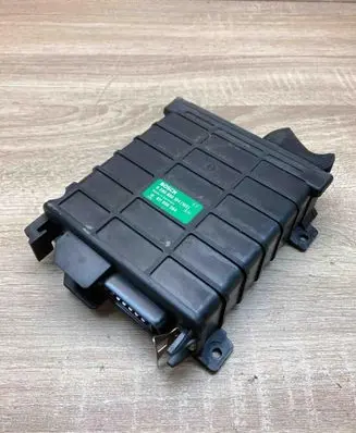 Audi 80 90 B3 Engine control unit/module ECU 811906264 0280800104MAIN