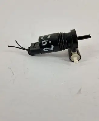 Mini Cooper Countryman R60 Windscreen/windshield washer pump 2751743