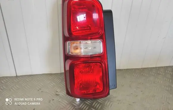 Peugeot Expert Rear/tail lights 9808243180 0019725101 A002ZH