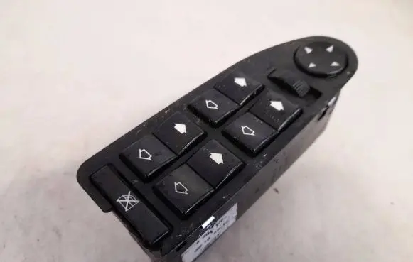 BMW 5 E39 Electric window control switch 6904306