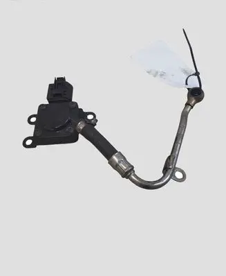 BMW 3 E90 E91 Exhaust gas pressure sensor 7808013