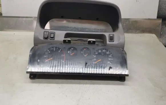 Nissan Terrano Speedometer (instrument cluster) 34192201 682400F000