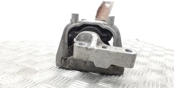 Audi TT TTS Mk2 Engine mount bracket 1K0199262CM