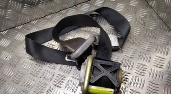 Toyota Avensis Verso Front seatbelt 0431038 3T2Z13 09010