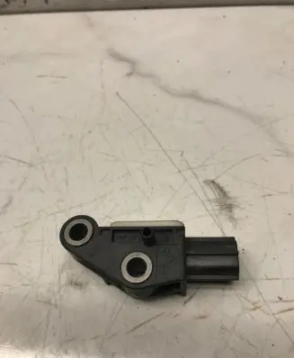 Audi A6 S6 C6 4F Airbag deployment crash/impact sensor 4F0959651
