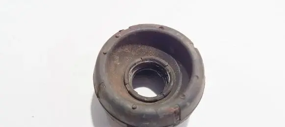 Skoda Octavia Mk1 (1U) Coil spring mount 1j0412331c