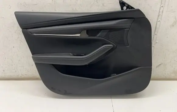 Mazda 3 Front door card panel trim BOJ86846Z