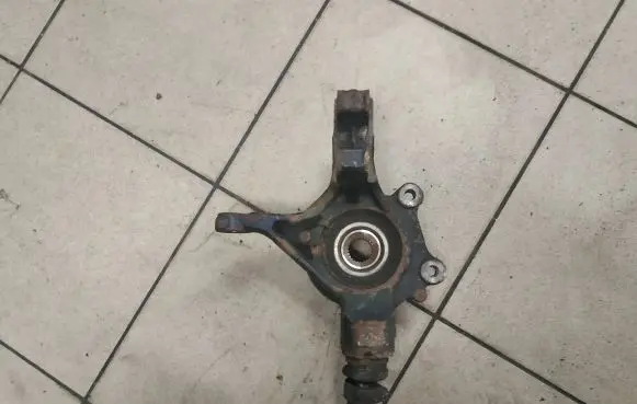 Citroen DS4 Front wheel hub