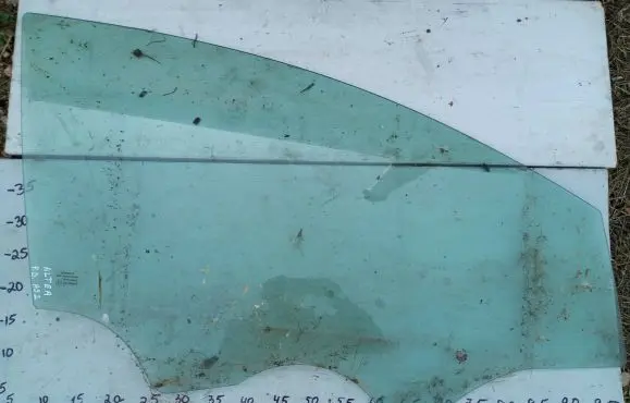 Seat Altea Front door window glass four-door 43R000479 DOT211M86AS2 as2