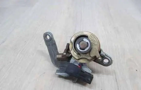Audi A8 S8 D3 4E Tailgate/trunk/boot lock/catch/latch 15903