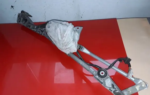 Mercedes-Benz C W203 Front wiper linkage NOCODE