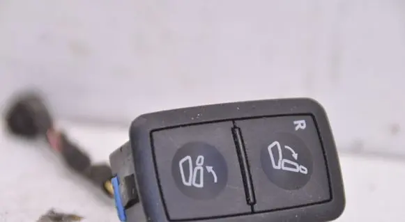 Mercedes-Benz GL X164 Seat control switch A1648707010