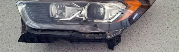 Ford Kuga II Headlight/headlamp GV4113D155EE