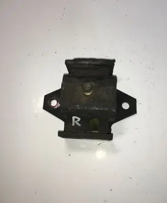 Nissan Patrol Y61 Engine mount bracket 1132006J00