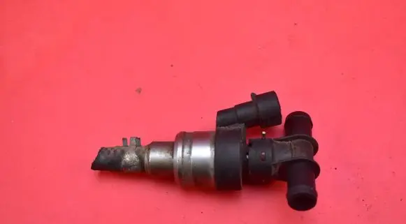 Volvo S60 Fuel injector