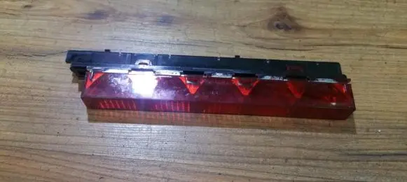 Ford Mondeo Mk III Third/center stoplight 1s7113a613ae 1s71-13a613-ae