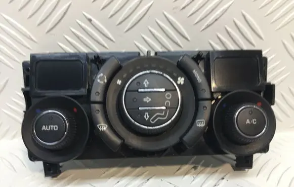 Peugeot 308 Climate control unit 96850724XT