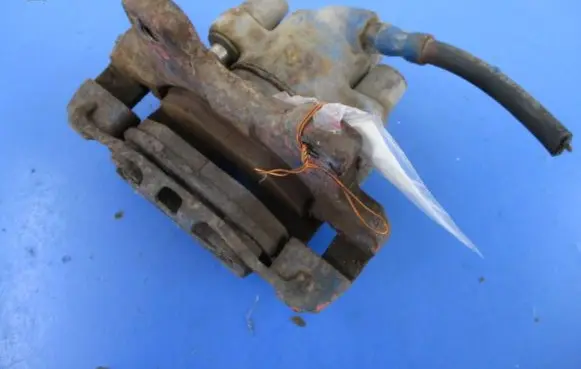 BMW 7 E32 Rear brake caliper