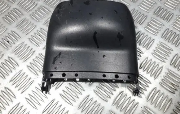 Skoda Fabia Mk2 (5J) Steering wheel column trim 5j0858565 t0028402