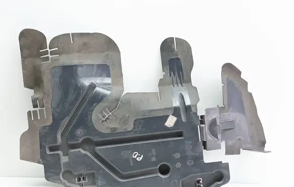 Peugeot 2008 I Intercooler air guide/duct channel 9677962880