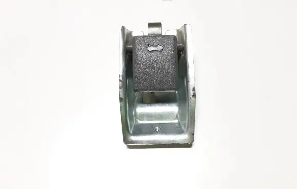Suzuki Grand Vitara I Engine bonnet (hood) release handle 8215060E0