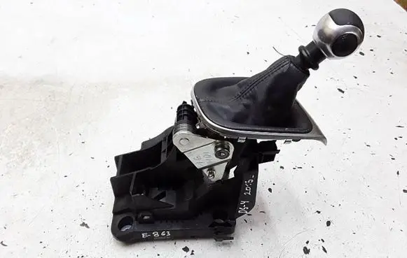 Citroen DS4 Gear shifter/selector 9671748280