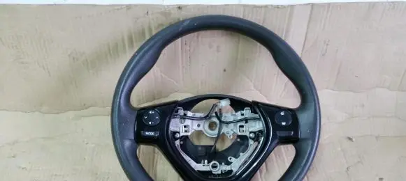 Toyota Aygo AB40 Steering wheel 45100-0H