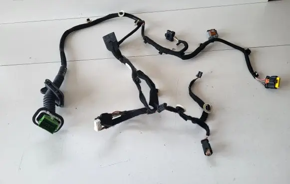 Citroen DS3 Rear door wiring loom 98311927