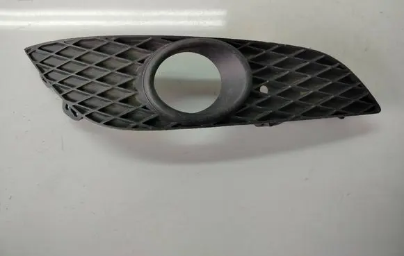 Opel Astra H Front fog light trim/grill 375768702