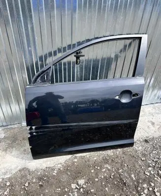 KIA Sportage Front door