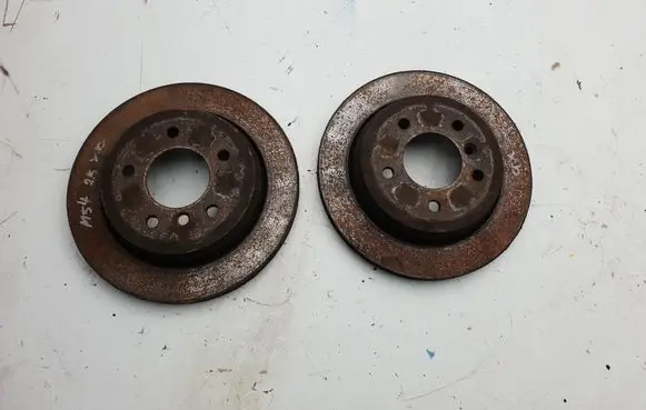 BMW 3 E46 Rear brake disc