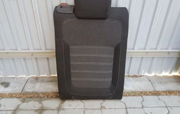 Rear seat