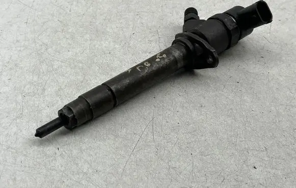 Volvo S60 Fuel injector 0445110078