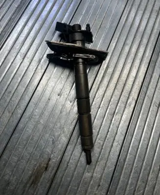 Audi A6 S6 C6 4F Fuel injector 059130277AJ