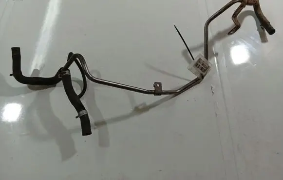 Subaru B9 Tribeca Engine coolant pipe/hose 