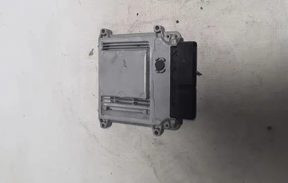 KIA Sorento Engine control unit/module 0261S04155