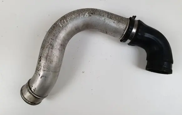 BMW 5 E39 Turbo air intake inlet pipe/hose 7786530