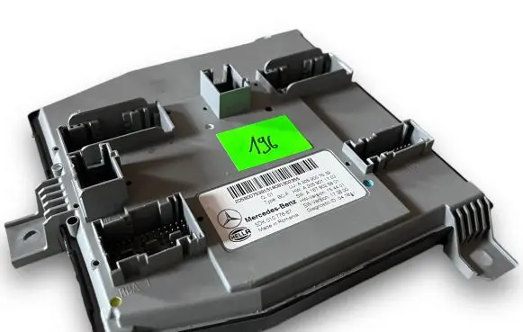 Mercedes-Benz C W205 Central body control module S196 A2059007539