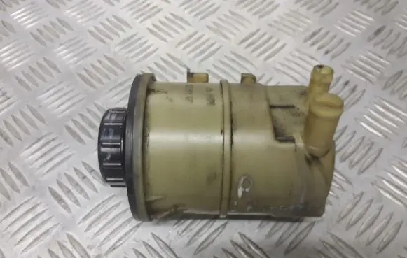 Renault Laguna II Power steering fluid tank/reservoir 8200005185