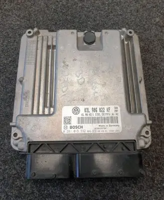 Volkswagen Scirocco Engine control unit/module 03L906022G 03L906022KF 0281015332