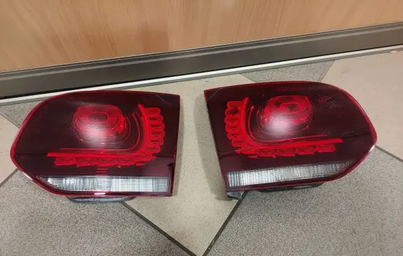 Volkswagen Golf VI Tailgate rear/tail lights