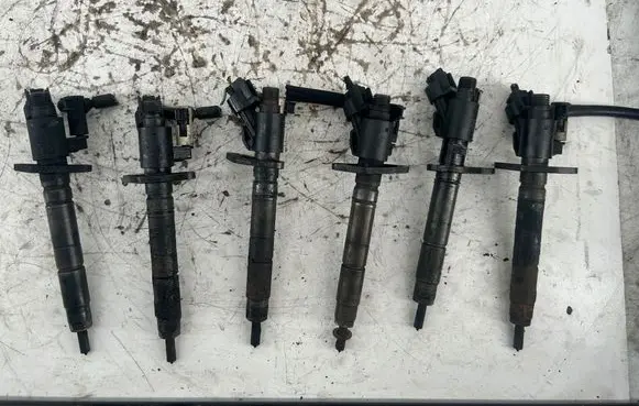 Land Rover Range Rover Sport L494 Fuel injectors set 0445116013 9X2Q9K546DB
