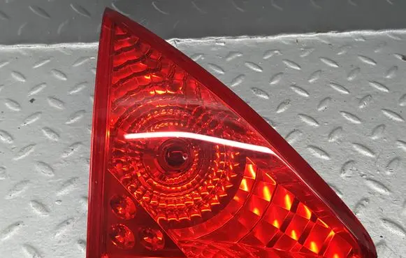 Peugeot 3008 I Tailgate rear/tail lights 9683461080