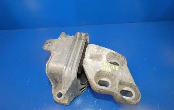 Mercedes-Benz A W176 Engine mount bracket A2462400217 7660051224 0613070