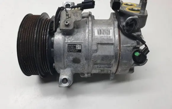 Volvo S90, V90 Air conditioning (A/C) compressor (pump) P32275742