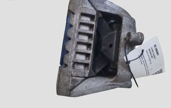 Seat Leon (1P) Engine mount bracket 1K0199252