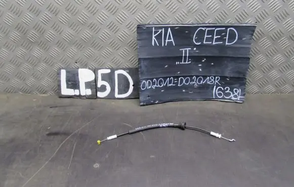 KIA Ceed Front door cable line 
