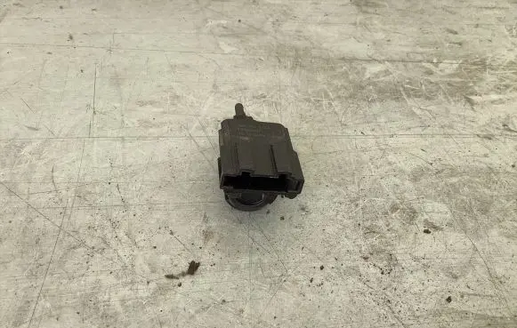 Audi A3 S3 8P Brake pedal sensor switch 3B0945511A 19322007